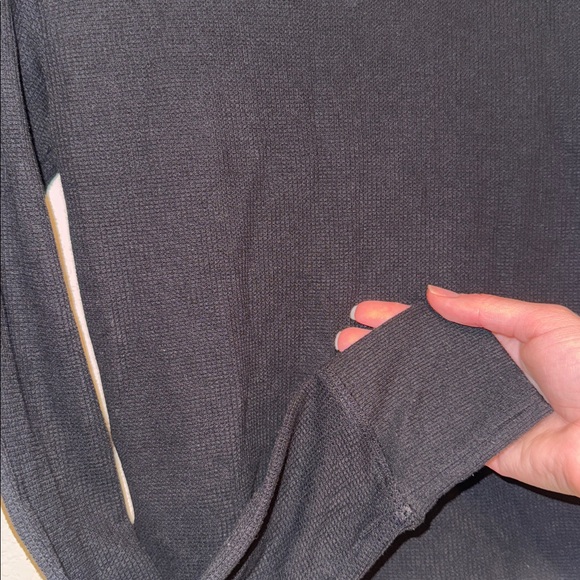 American Eagle Cropped Thermal Mock Neck Black Long Sleeve Top - Picture 4 of 5